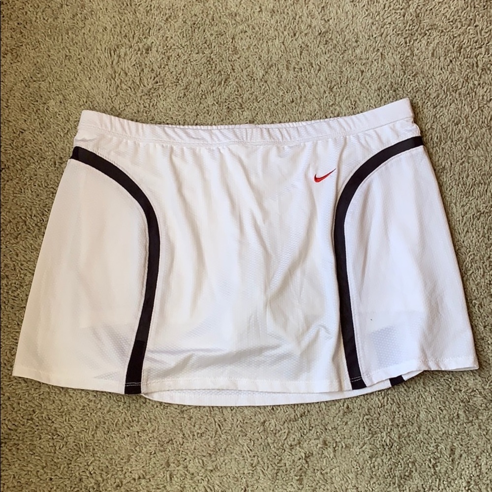Nike Fit Dry White w/ Blue Stripe Tennis Skort